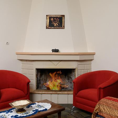 Petrakis Afrathias Garden House Villa Kalamaki  Luaran gambar