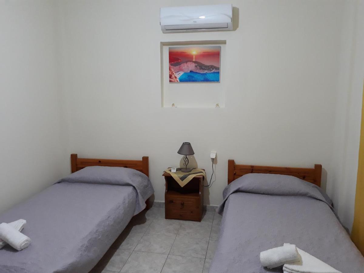 Petrakis Afrathias Garden House Villa Kalamaki  Luaran gambar