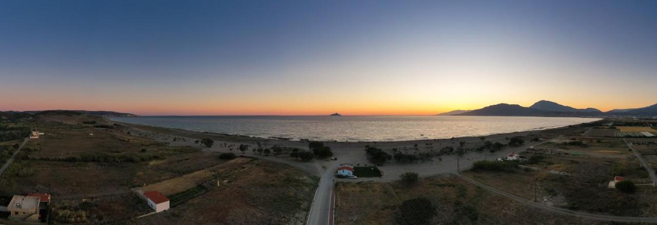 Petrakis Afrathias Garden House Villa Kalamaki  Luaran gambar