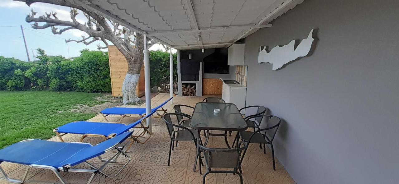 Petrakis Afrathias Garden House Villa Kalamaki  Luaran gambar