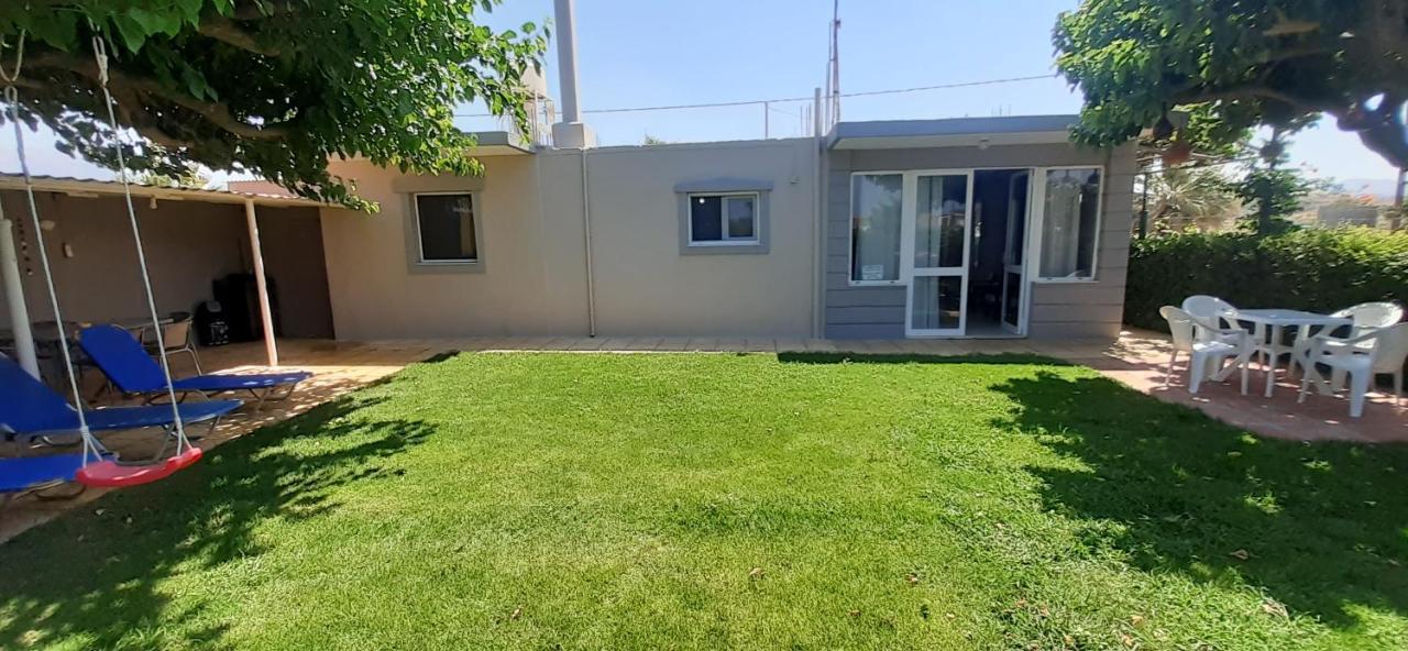 Petrakis Afrathias Garden House Villa Kalamaki  Luaran gambar
